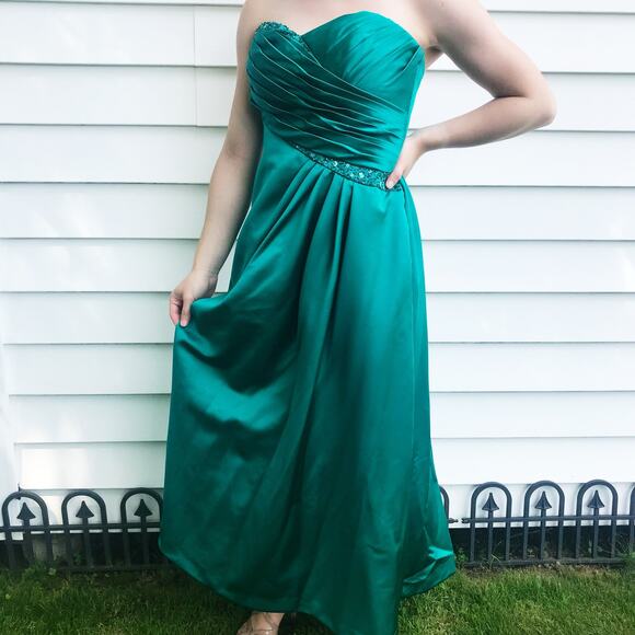 David's Bridal Satin A Line Draped Gown Beaded Neckline Strapless Turquoise - Picture 1 of 13